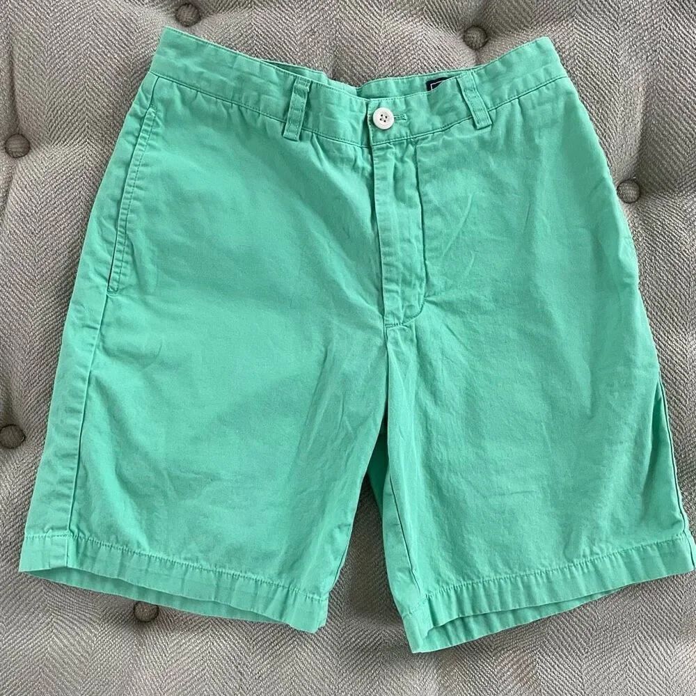 Vineyard Vines Sea Glass Green 8.5” Inseam Shorts 28